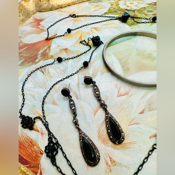 Vintage Black Jewelry Lot - Picture 9 of 13